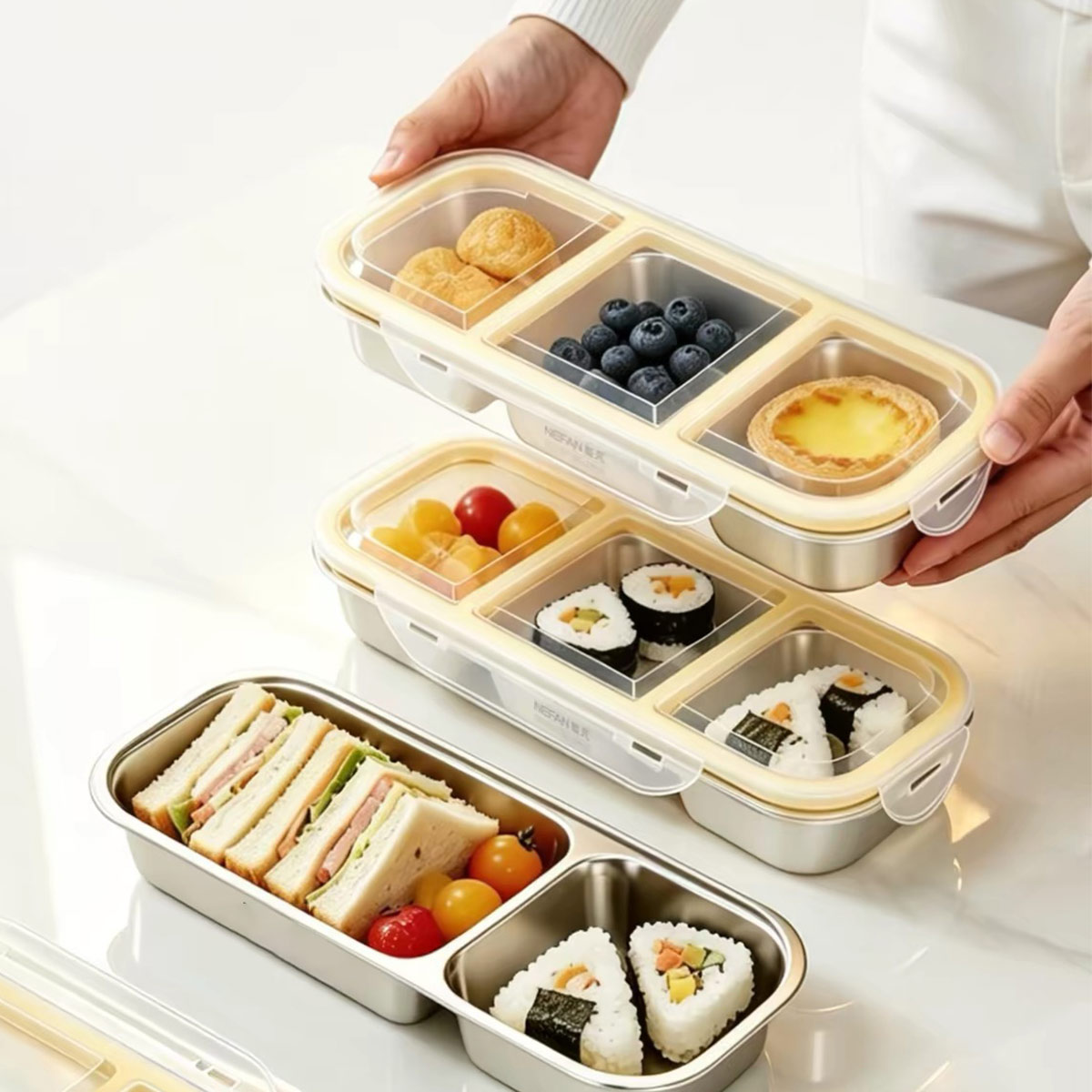 Food Storage On Table - Roestvrijstalen voedselopslagcontainer met deksel, voedselveilige, afgesloten